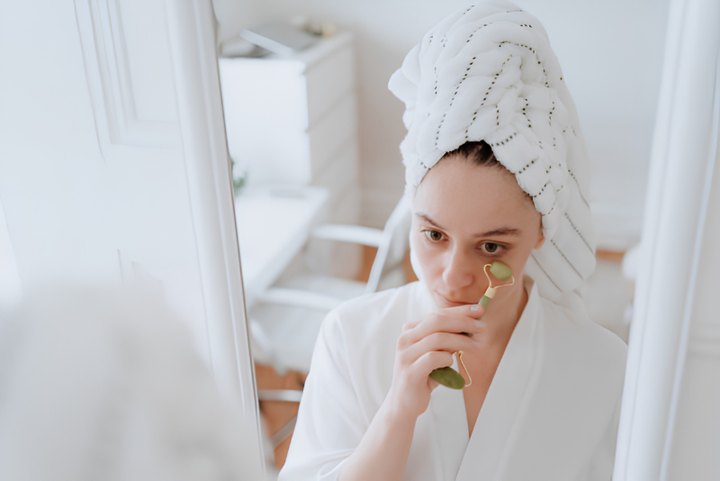 Choosing Essential Beauty Accessories